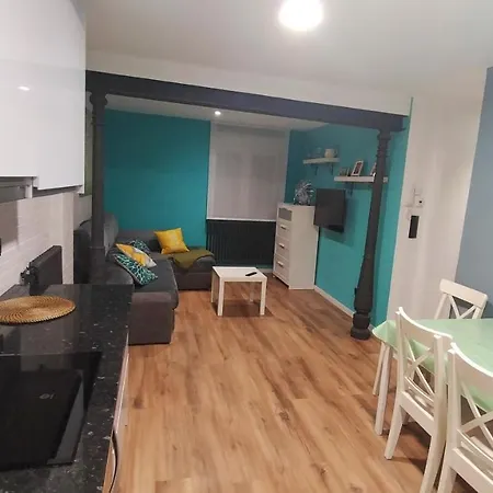 Zona Tranquila, Cerca Del Casco Antiguo. Ebi02480 * Bilbao