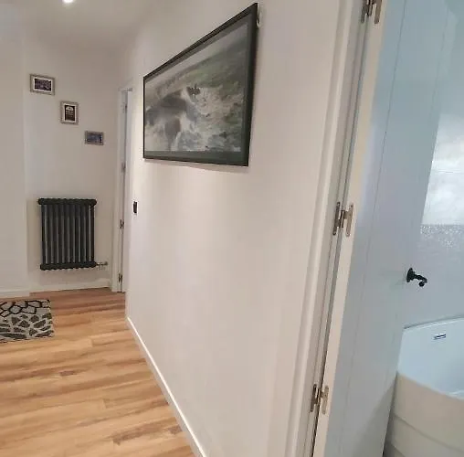 Zona Tranquila, Cerca Del Casco Antiguo. Ebi02480 Appartement *