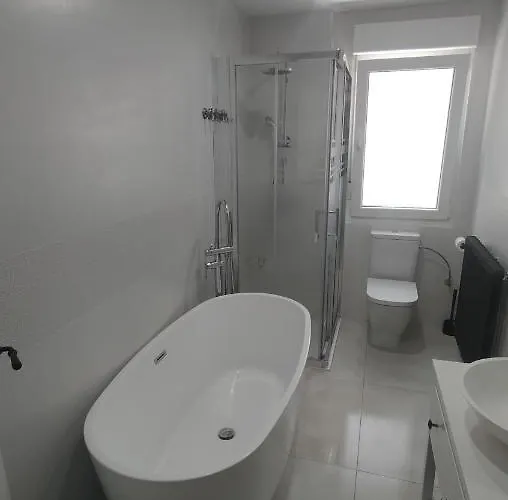 Zona Tranquila, Cerca Del Casco Antiguo. Ebi02480