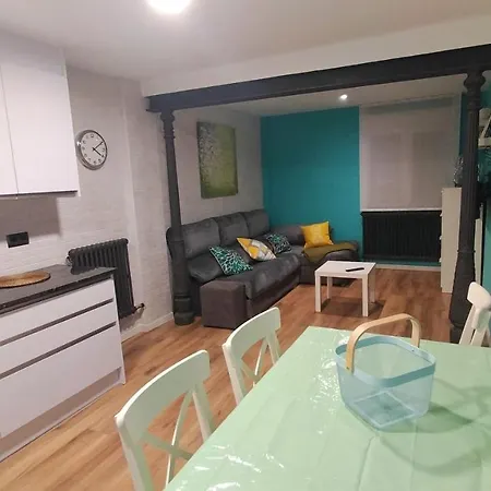 Zona Tranquila, Cerca Del Casco Antiguo. Ebi02480 *