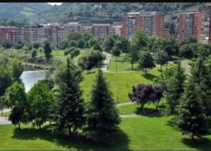 Zona Tranquila, Cerca Del Casco Antiguo. Ebi02480