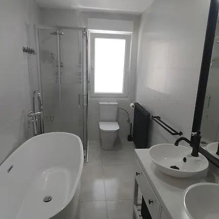 Zona Tranquila, Cerca Del Casco Antiguo. Ebi02480 * ビルバオ